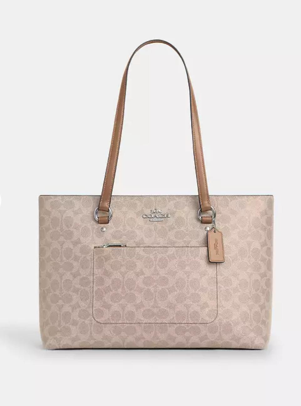 Bolso tote Station en lona distintiva.
